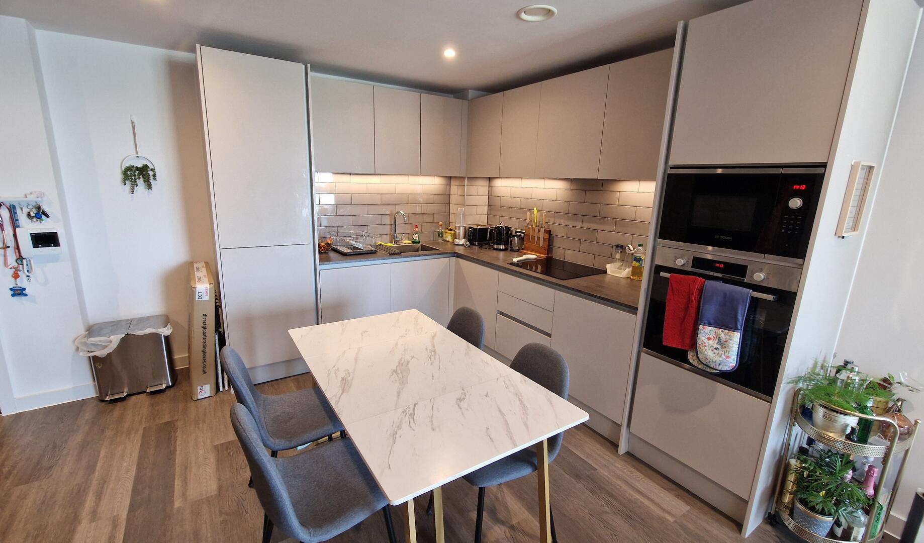 High Definition, Apartment 1106, 3, Block B Red  Media City Uk